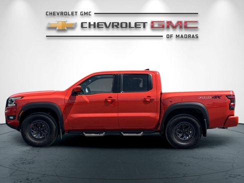 Used 2025 Nissan Frontier PRO-4X AWD/4WD image 6