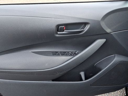 Certified 2022 Toyota Corolla LE image 12