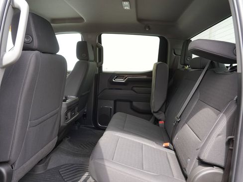 Used 2024 Chevrolet Silverado 1500 RST AWD/4WD image 18