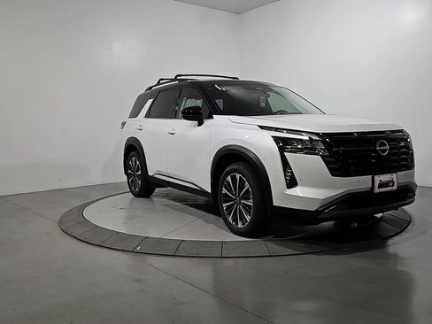 New 2026 Nissan Pathfinder Platinum AWD/4WD image 7