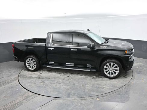 Used 2021 Chevrolet Silverado 1500 High Country w/ Technology Package AWD/4WD image 33