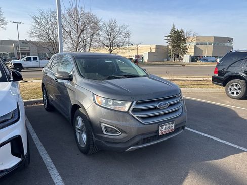 Used 2017 Ford Edge SEL w/ Equipment Group 201A image 2