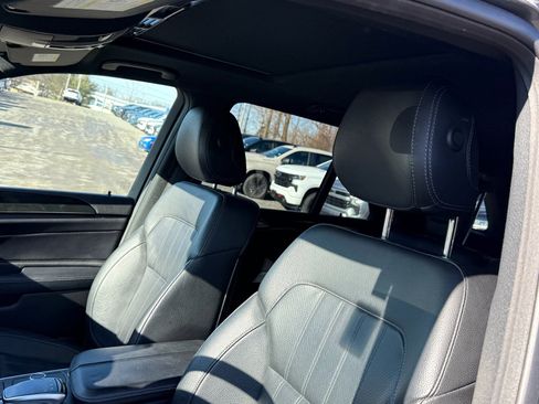 Used 2018 Mercedes-Benz GLE 350 4MATIC image 20