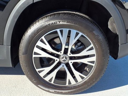 Used 2025 Mercedes-Benz GLA 250 4MATIC image 24