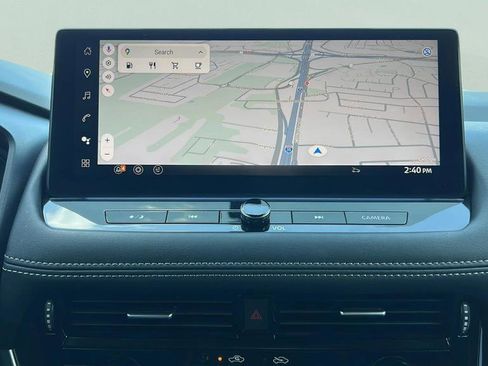 Used 2024 Nissan Rogue SL w/ SL Premium Package image 16