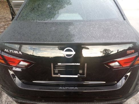 New 2025 Nissan Altima 2.5 SR image 14