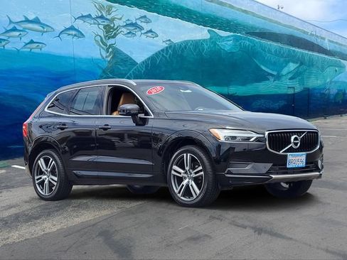 Used 2020 Volvo XC60 T5 Momentum AWD/4WD image 1