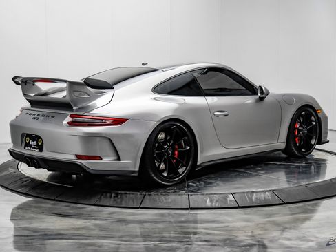 Used 2018 Porsche 911 GT3 w/ Sport Chrono Package image 14