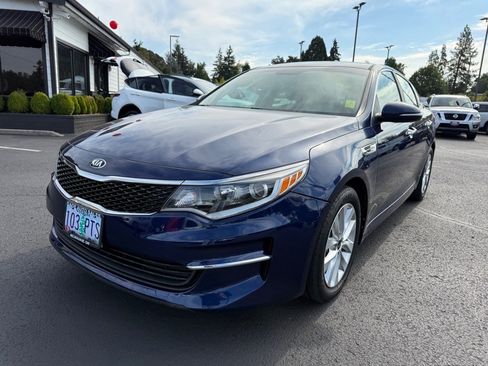 Used 2018 Kia Optima LX w/ 17" Alloy Wheels Package image 12