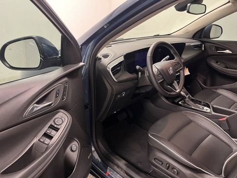 Used 2024 Buick Encore GX Avenir w/ Avenir Convenience Package image 16