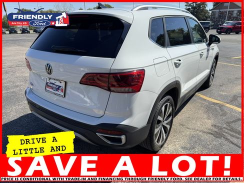 Used 2023 Volkswagen Taos SE image 8