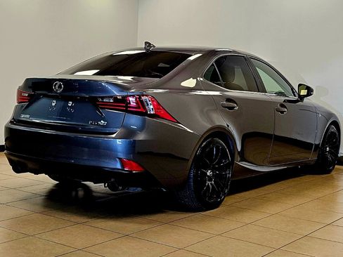 Used 2015 Lexus IS 250 4DR SPORT SDN RWD w/ F-Sport Package image 4