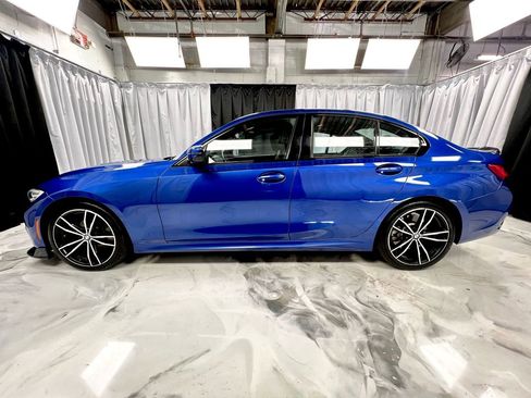 Used 2019 BMW 330i xDrive Sedan w/ M Sport Package image 9