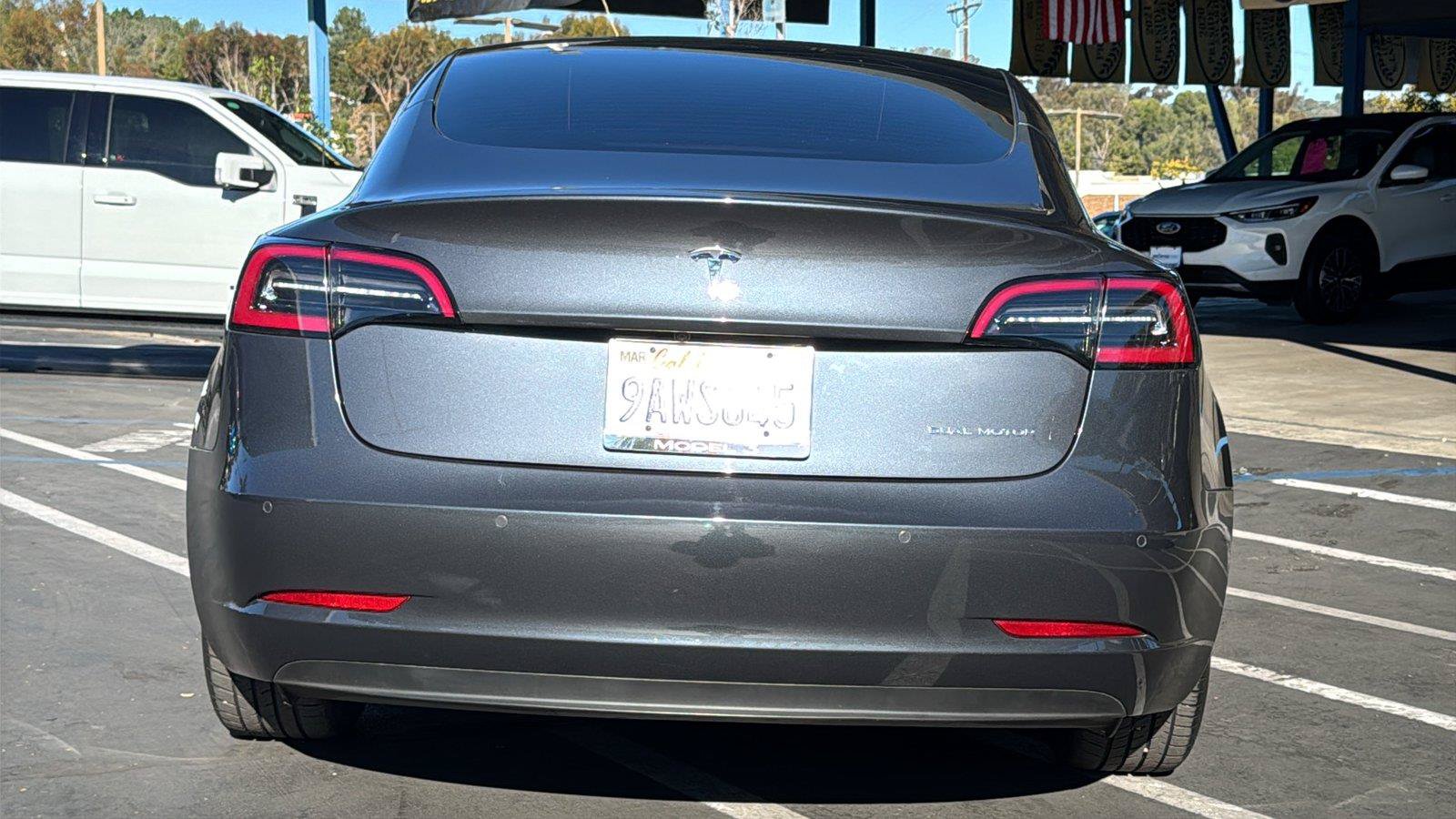 Used 2022 Tesla Model 3 Long Range AWD/4WD image 14