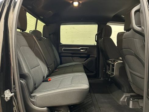 Used 2023 RAM 1500 Big Horn AWD/4WD image 9