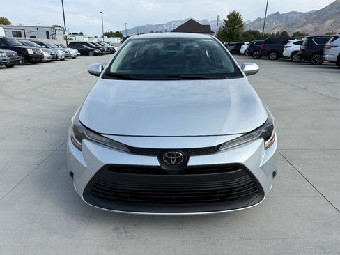 Used 2024 Toyota Corolla LE image 8