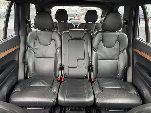 Used 2018 Volvo XC90 T6 Inscription w/ Convenience Package image 17