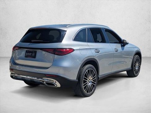 Certified 2023 Mercedes-Benz GLC 300 image 5