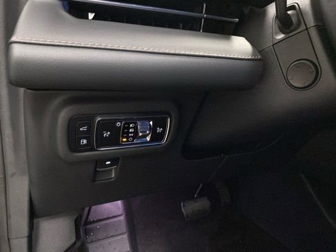 New 2026 Lincoln Nautilus Reserve w/ Jet Appearance Package image 17