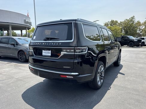 New 2024 Jeep Grand Wagoneer Series III w/ Flexible Seating Group image 8