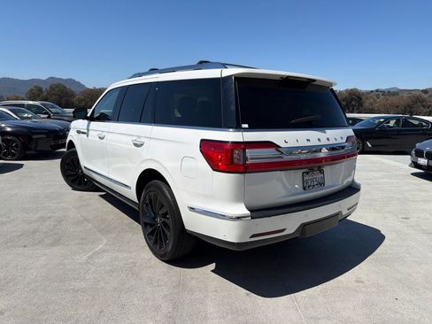 Used 2021 Lincoln Navigator Black Label w/ Cargo Convenience Package AWD/4WD image 2