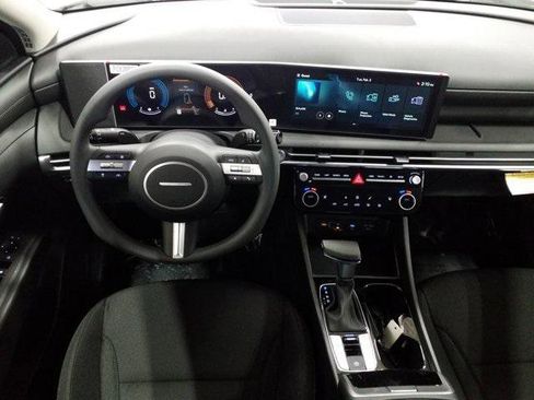 New 2026 Hyundai Tucson SEL image 3