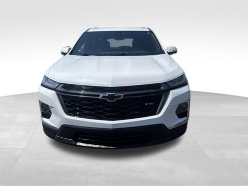 Used 2023 Chevrolet Traverse RS w/ LPO, Floor Liner Package AWD/4WD image 2