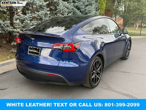 Used 2023 Tesla Model Y Performance AWD/4WD image 8