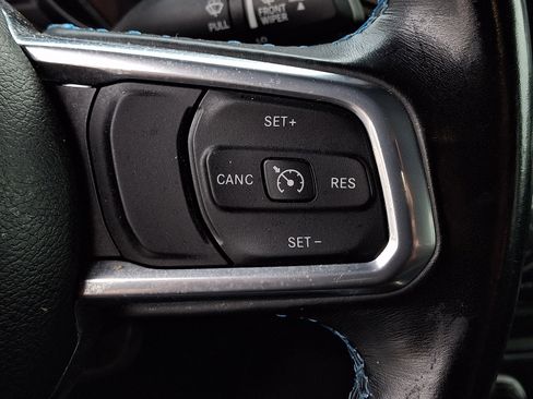 Used 2022 Jeep Wrangler Unlimited Rubicon 4xe AWD/4WD image 22