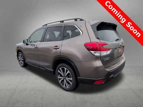 Used 2022 Subaru Forester Limited image 4