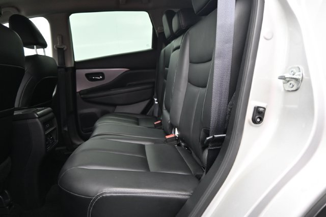 Used 2023 Nissan Murano SV FWD image 11