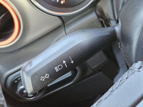 Used 2023 Jeep Gladiator Sport image 27