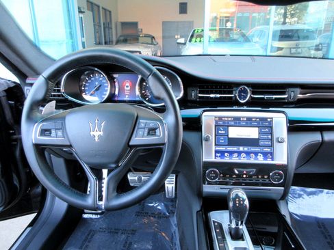 Used 2015 Maserati Quattroporte S Q4 image 48