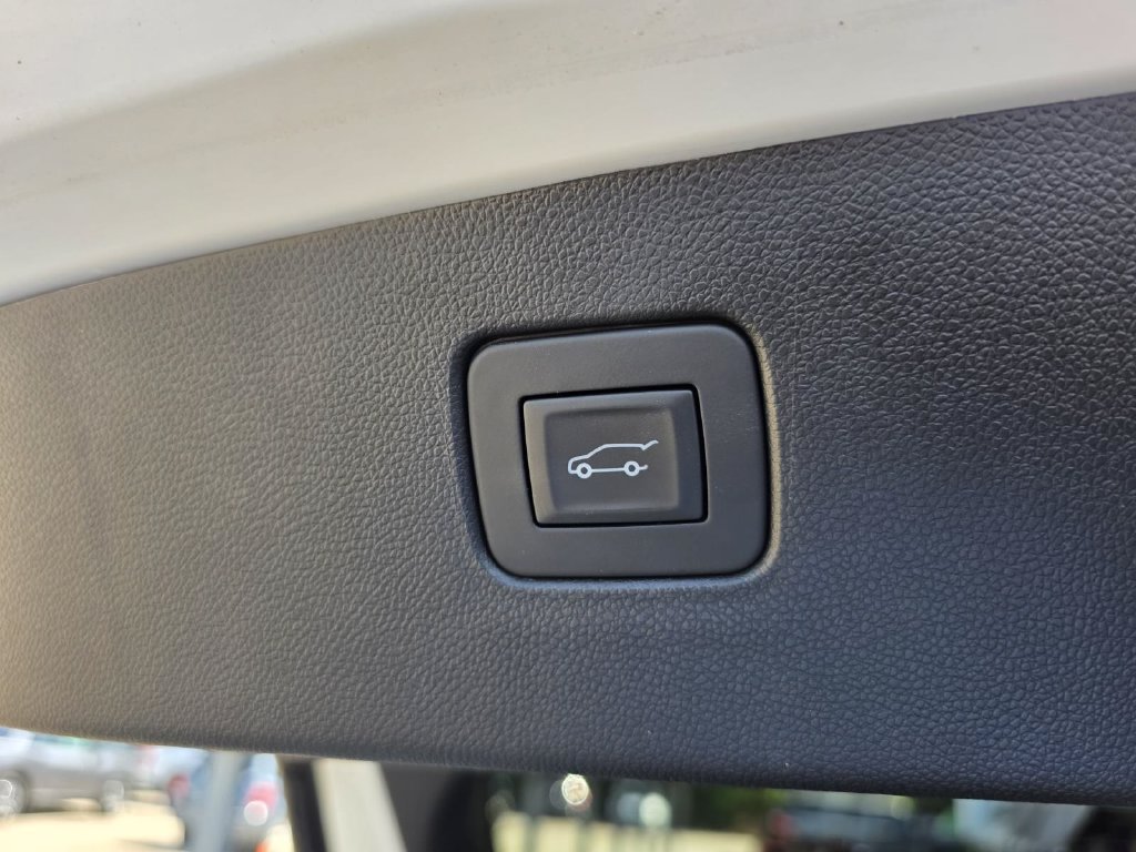 Used 2025 Buick Envista Avenir FWD image 10
