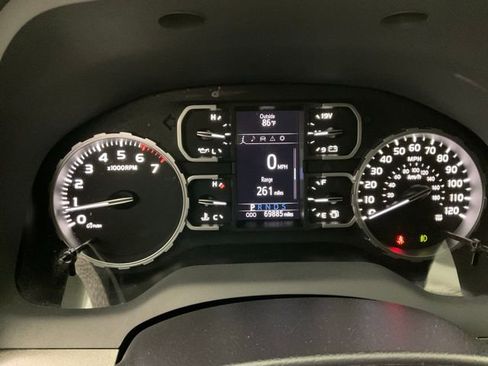 Used 2019 Toyota Tundra SR5 image 26