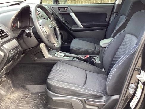 Used 2015 Subaru Forester 2.5i w/ Alloy Wheel Package image 8