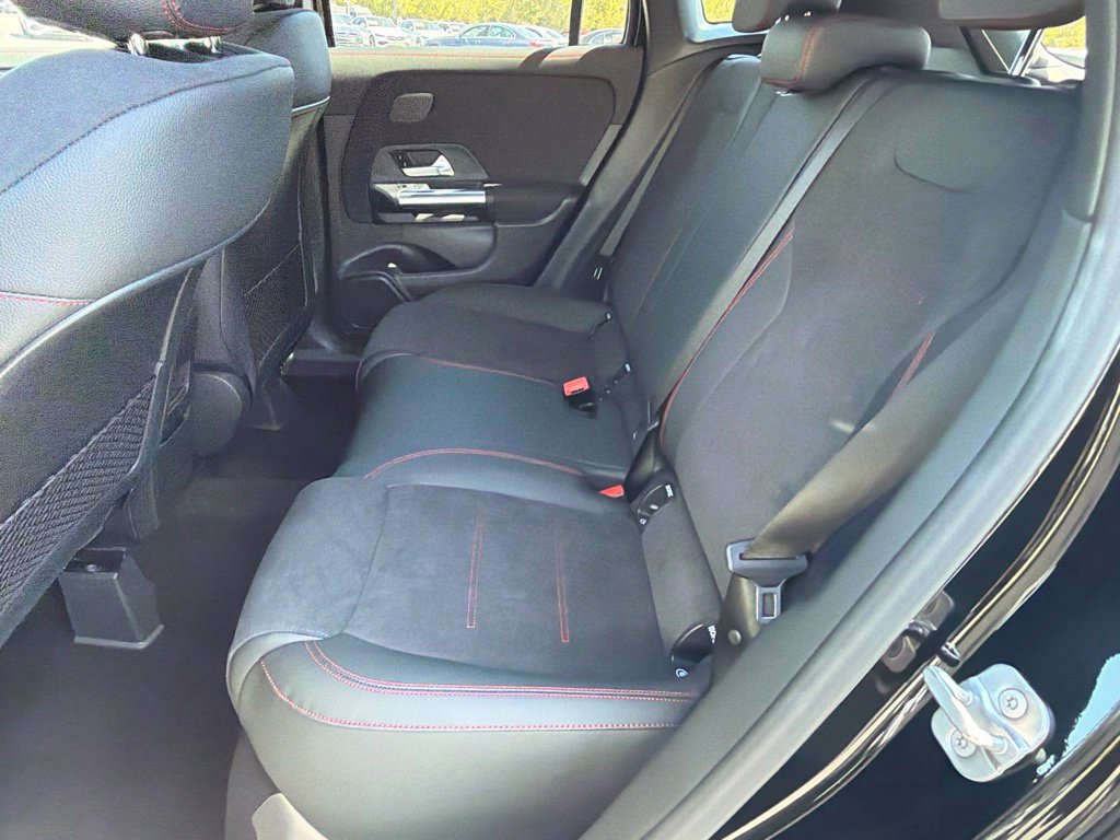 New 2026 Mercedes-Benz GLA 250 image 29
