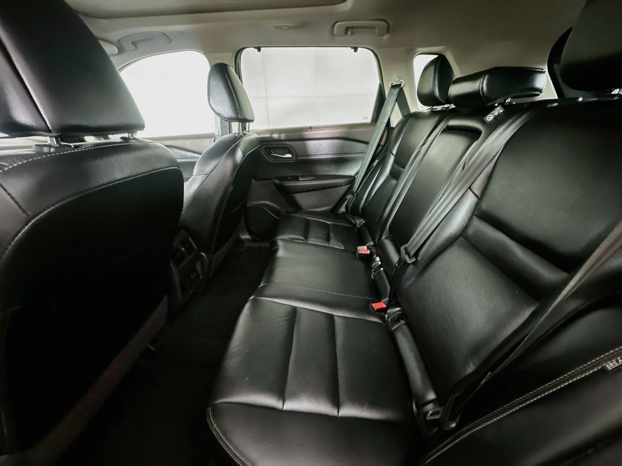 Used 2023 Nissan Rogue SL w/ SL Premium Package FWD image 29