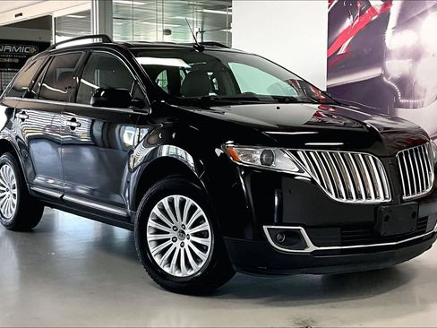 Used 2015 Lincoln MKX AWD w/ Olive Ash Wood Package image 19