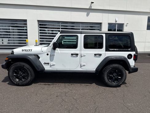 Used 2020 Jeep Wrangler Unlimited Sport AWD/4WD image 35