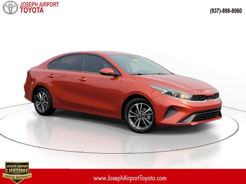 Used 2023 Kia Forte LXS w/ LXS Technology Package FWD image 1