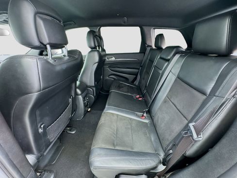 Used 2020 Jeep Grand Cherokee Altitude RWD image 15
