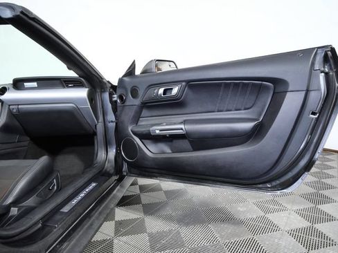 Used 2019 Ford Mustang Premium RWD image 11
