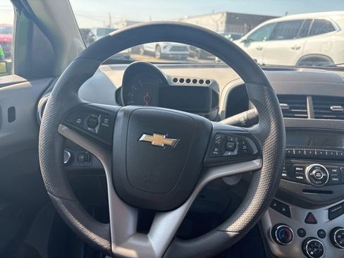 Used 2015 Chevrolet Sonic LT image 14