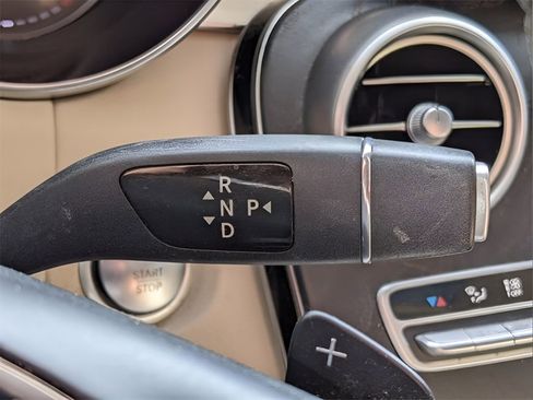 Used 2018 Mercedes-Benz GLC 300 image 21