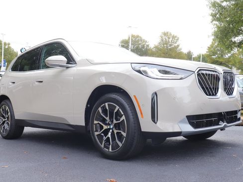 New 2026 BMW X3 xDrive30 w/ Premium Package image 10