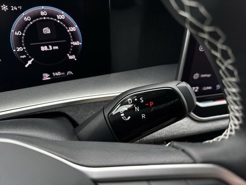 New 2026 Volkswagen Tiguan S image 16