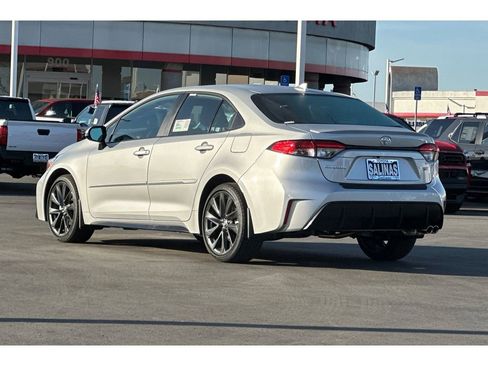 New 2026 Toyota Corolla SE image 6