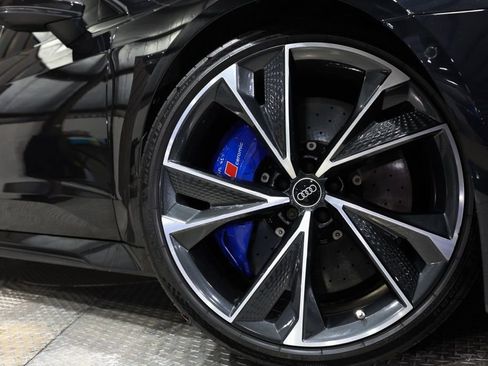 Used 2022 Audi RS 7 Sportback image 8