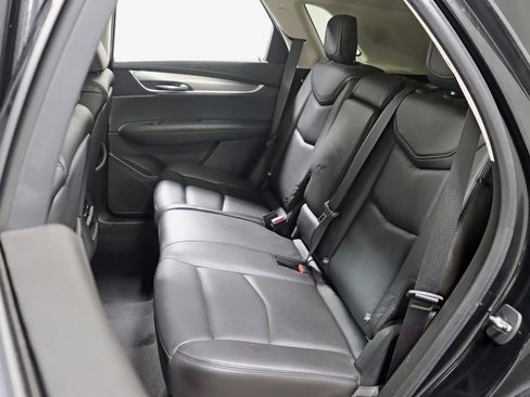 Used 2018 Cadillac XT5 Luxury image 26